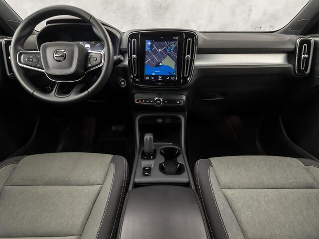 Volvo XC40 1.5 T5 Recharge Sport 262Pk Automaat (APPLE CARPLAY, GROOT NAVI, ZWART HEMEL, STUUR/STOELVERWARMING, SPORTSTOELEN, GETINT GLAS, LANE ASSIST, NIEUWE APK, NIEUWSTAAT)