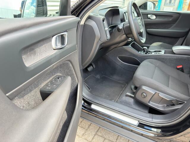 Volvo XC40 1.5 T4 BRIGHT PLUG IN HYBRID 211 PK FACELIFT CAMERA LED NAVI