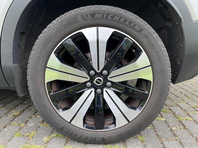 Volvo XC40 1.5 T4 Plug-in hybrid Core Bright | Rijklaar incl 12 mnd Bovag | Facelift Carplay Camera