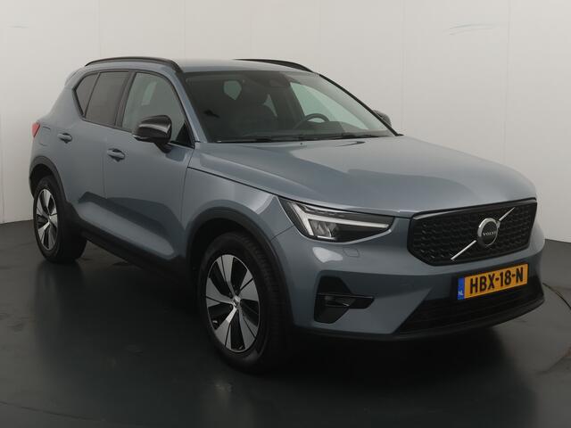 Volvo XC40 1.5 T5 Ultra Dark | Camera | Elektrische Achterklep | Stuurverwarming | Voor en Achter Stoelverwarming | All Season banden | Draadloos oplader | Elektrische Voorstoelen Met Geheugen | Bliss |