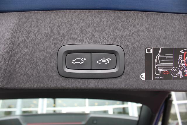 Volvo XC40 Recharge 408PK Automaat P8 AWD R-Design | El. Stoelen + Geheugen | PDC Camera | Verw. Voorstoelen & Stuurwiel | Keyless |
