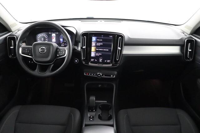 Volvo XC40 1.5 T4 Recharge Inscription Expression |Parelmoer wit|Pano dak|