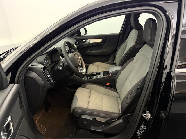 Volvo XC40 1.5 T4 Plug-in hybrid Plus Bright Camera, Navi, Keyless start, Virtual desk, Stoelverwarming, Clima, Cruise control, Elektrische achterklep