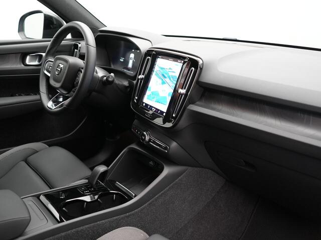 Volvo XC40 Core Recharge Pure 69 kWh 231pk Dealer O.H. | Warmtepomp | Camera | Sportstoelen & Stuur Verwarmd | Google Assistent | Apple Carplay | Cruise Control | Virtual Cockpit | DAB |