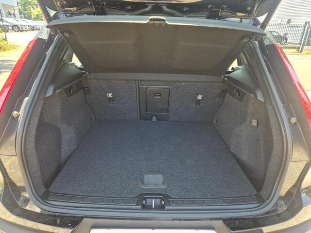 Volvo XC40 1.5 T4 Recharge R-Design Panodak/Leder/AdaptiveCruise etc.