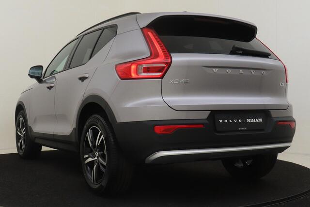 Volvo XC40 B3 (M-HYBRID) CORE BUSINESS EDITION -HARMAN/KARDON|360°CAM|CLIMATE|ADAP.CRUISE|PRIVACY.GLAS|18"