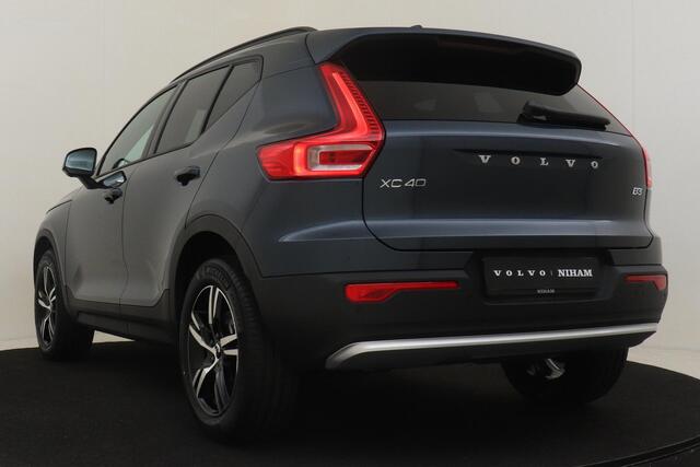 Volvo XC40 B3 (M-HYBRID) CORE BUSINESS EDITION -HARMAN/KARDON|360°CAM|CLIMATE|ADAP.CRUISE|PRIVACY.GLAS|18"