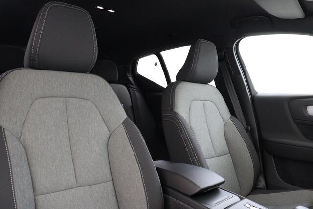 Volvo XC40 B3 (M-HYBRID) CORE BUSINESS EDITION -HARMAN/KARDON|360°CAM|CLIMATE|ADAP.CRUISE|PRIVACY.GLAS|18"