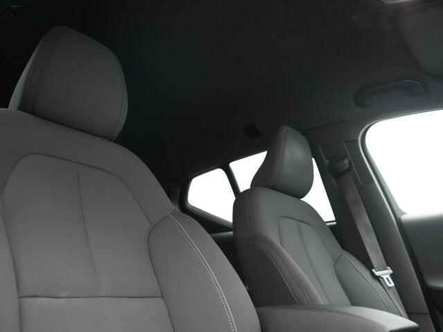 Volvo XC40 Recharge Twin Core 78 kWh 408pk Dealer O.H. | Warmtepomp | Camera | Stoelen & Stuur Verwarmd | Google Assistent | Apple Carplay | Cruise Control | DAB | Virtual Cockpit |