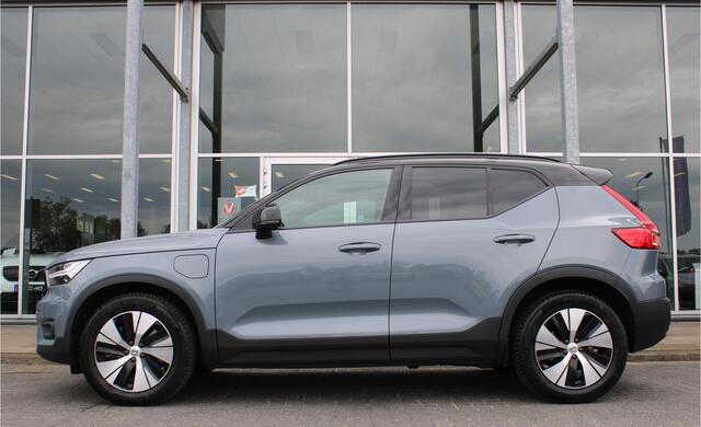 Volvo XC40 T4 211PK Automaat Recharge R-Design Expression | Schuif/kanteldak | Trekhaak | Adapt. Cruise | Camera + PDC | DAB | Verw. Voorruit |