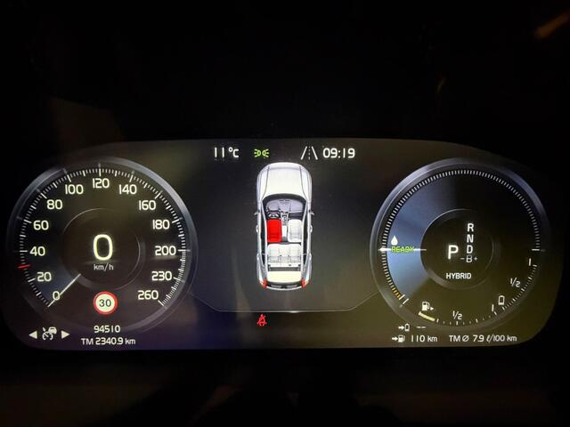 Volvo XC40 T4 Aut. Plug-in Hybrid Plus Dark ACC Stoelverwarming 211pk