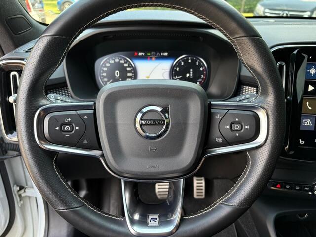 Volvo XC40 2.0 T4 R-DESIGN 190pk CarPlay, Harman/Kardon, TrHaak, 20Inch