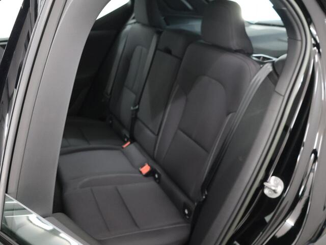 Volvo XC40 Recharge Core | SOH 96% | Comfortstoelen | Navigatie | Stoelverwarming | DAB | Apple CarPlay/Android Auto | Camera | Rijhulp-systeem | Cruise Control | Ele. kofferdeksel |