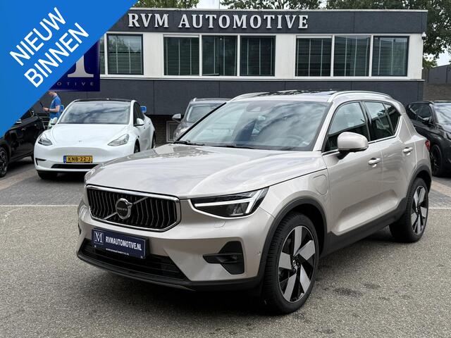 Volvo XC40 1.5 T4 Plug-in hybrid Plus Bright VOLVO DEALER ONDERHOUDEN | PANO| 360 CAMERA| HARMAN KARDON| STOEL + STUURVERWARMING|