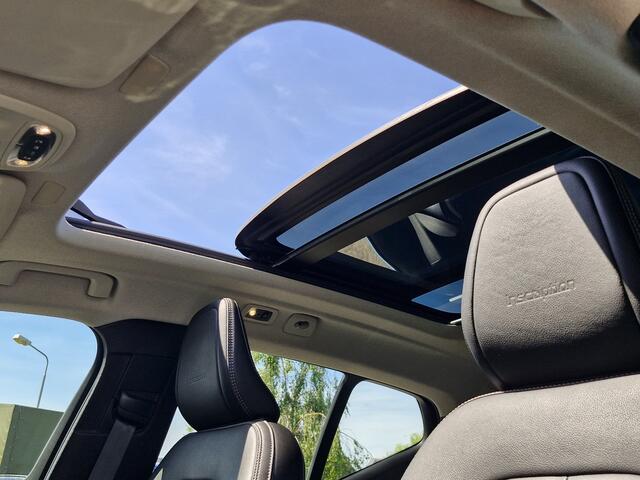 Volvo XC40 T4 Inscription leder | pano | electr stoelen | adaptive | stoel/stuur verw. ETC!
