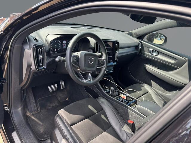 Volvo XC40 1.5 T5 Recharge R-Design Navi / CarPlay / Pilot Assist / ACC / Camera / Trekhaak