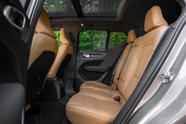 Volvo XC40 1.5 T5 Twin Engine Inscription | Harman/Kardon | Pano | 360gr.