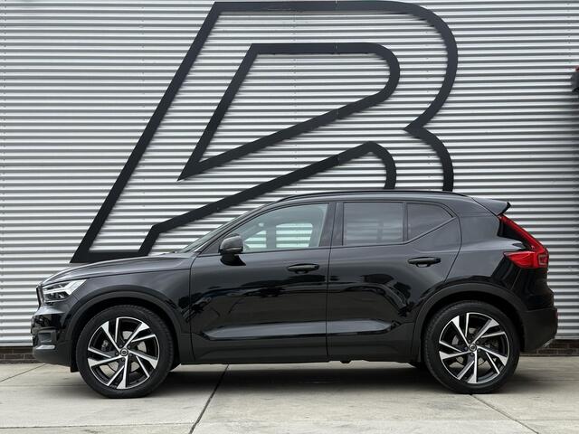 Volvo XC40 2.0 T5 AWD R-Design Intro Edition 1e Eigenaar|Pano|H&K|Camera|Trekhaak|Adap Cruise|Stuur+Stoel verw V+A|Carplay|Elek Achterklep|PDC V+A|N.A.P|APK tot 04-2027
