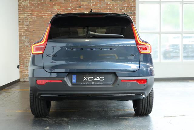 Volvo XC40 2.0 B4 Plus Black Edition | Elektrisch Verstelbare Voorstoelen | Stoel + Stuurverwarming | Harman Kardon Premium Audio | 20" Black Wielen | 360º Visual Park Camera |