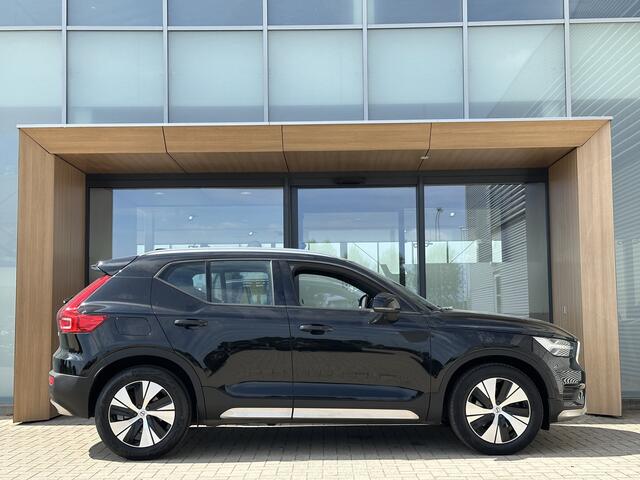 Volvo XC40 T4 Momentum Pro