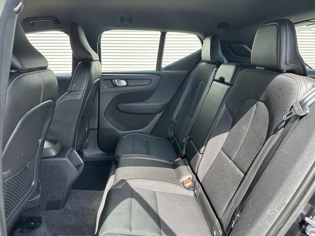 Volvo XC40 T4 Momentum Pro