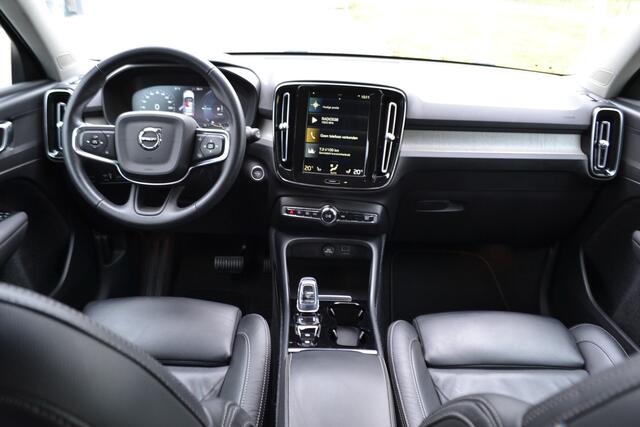 Volvo XC40 1.5 T4 Recharge Inscription | Vol Leer Contourzetels | Stuur en stoelverw. | Trekhaak 1800kg | Blizz | Carplay |