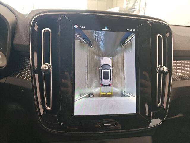 Volvo XC40 Recharge P8 AWD R-Design PANODAK | TREKHAAK