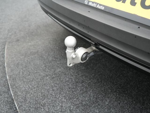 Volvo XC40 1.5 T5 Recharge R-Design PHEV 211pk Dealer O.H | Trekhaak Af Fabriek | Adaptive Cruise | Camera | Sportstoelen Memory & Verwarmd | Keyless | BLIS | Apple Carplay | Stuurverwarming | Pilot Assist | Virtual | Navigatie | DAB | 19"L.M | Plug In Hybrid |