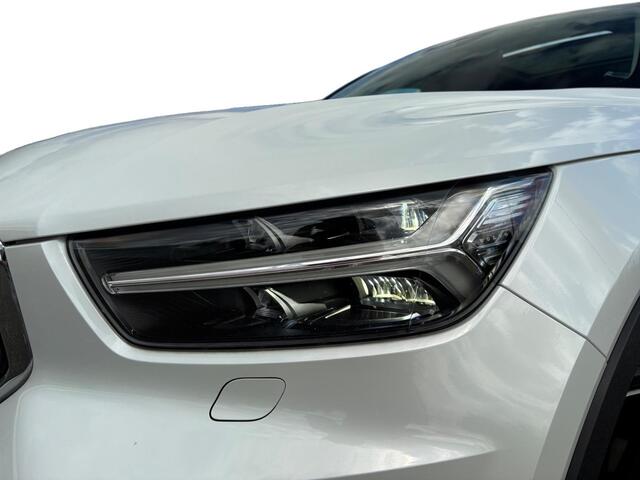 Volvo XC40 2.0 T4 190 PK Inscription ? Pano ? 360 ? Leder