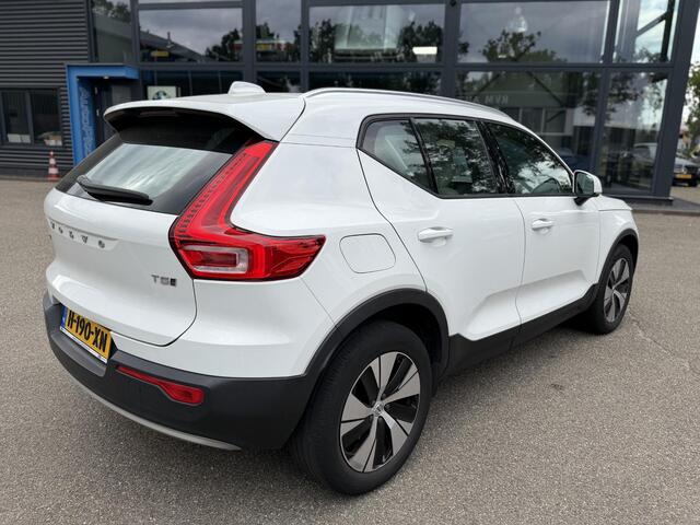 Volvo XC40 1.5 T5 Twin Engine Momentum Pro | ORIGINEEL NEDERLANDSE AUTO MET NAP | PLUG-IN HYBRIDE | PILOT ASSIST | ADAPTIVE CRUISE CONTROL | ELEKTRISCHE ACHTERKLEP | STOELVERWARMING |ALL IN RIJKLAAR GELEVERD MET 12 MAANDEN BOVAG-GARANTIE