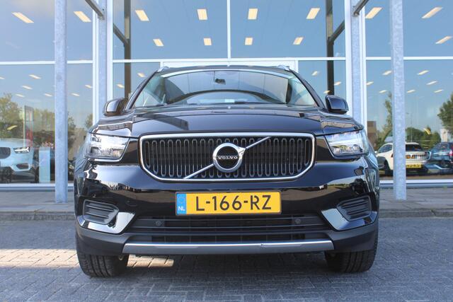 Volvo XC40 T2 130PK Automaat Momentum | Org. NL | AppleCarplay | PDC Achter | Climate Control | Leder |