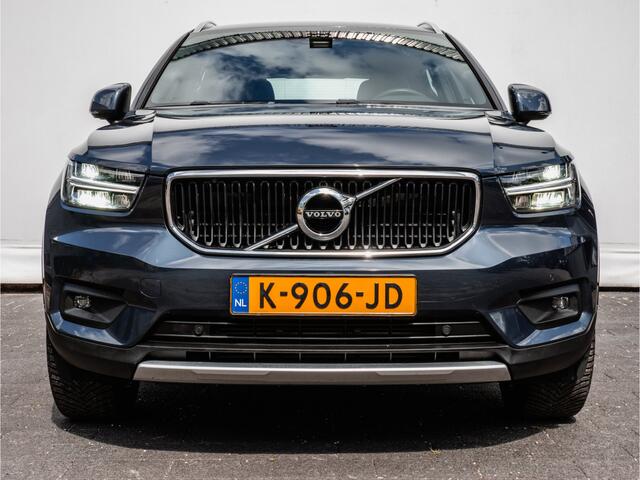 Volvo XC40 1.5 T2 130pk Business Pro Sportstoelen/ Stuur+stoelverwarming/ Camera/ Adapt. cruise/ Blindspot