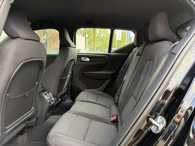 Volvo XC40 Core Recharge SOH 97% | STOEL & STUUR VERWARMING | WARMTEPOMP | ACHTERUITRIJCAMERA | ADAPT. CRUISE CONTROL | 12 MND BOVAG GARANTIE