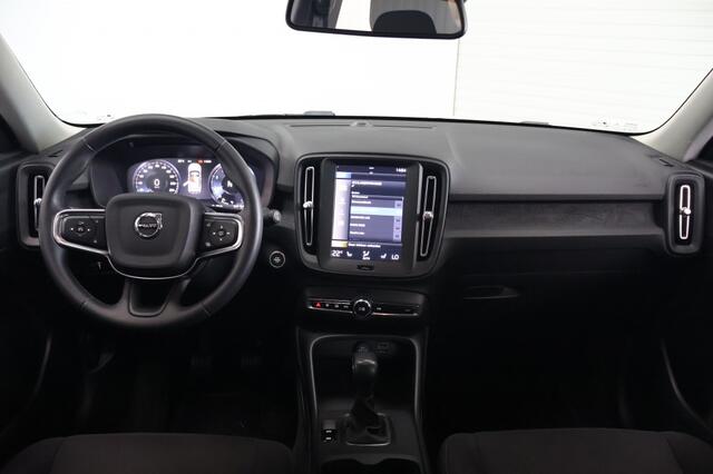 Volvo XC40 1.5 T2 Momentum | Climate Pack | Carplay | Navigatie | LED