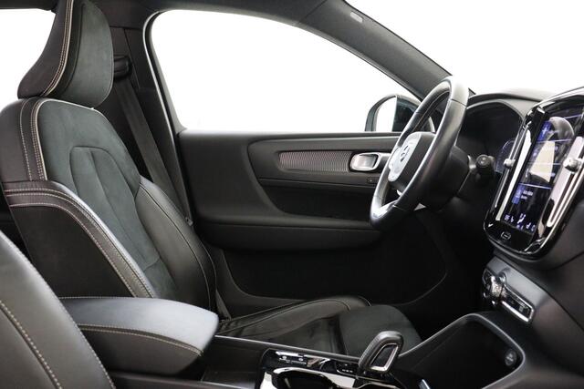Volvo XC40 T5 RECHARGE R-DESIGN *VOL!* -PANO.DAK|HARMAN/KARDON|POWER-SEAT|360°CAM|BLIS|ADAP.LED|PRIVACY.GLAS|TREKHAAK|21"|ALL-SEASON