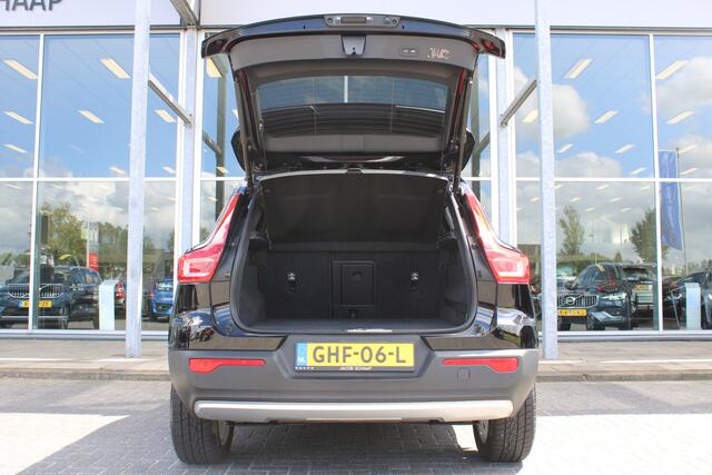 Volvo XC40 T2 130pk Business Pro | Verw. Voorstoelen & Stuurwiel | Camera + PDC | DAB | BLIS | Keyless |