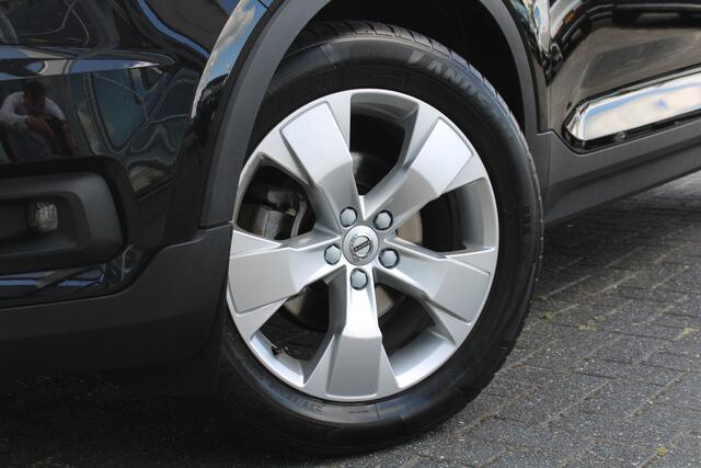 Volvo XC40 T2 130pk Business Pro | Verw. Voorstoelen & Stuurwiel | Camera + PDC | DAB | BLIS | Keyless |