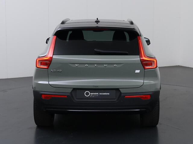 Volvo XC40 Recharge Ultimate 70 kWh | 96% SOH | Harman/Kardon Audio | Comfortstoelen | Ele.verstelbare stoelen + geheugen | Stoelverwarming | Navigatie | DAB | Apple CarPlay/Android Auto | 360 Camera | Panoramadak | Adaptieve Cruise Control | Ele. kofferdeksel |