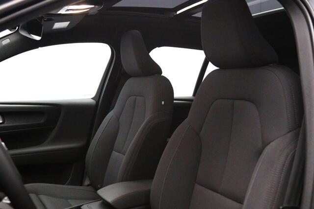 Volvo XC40 Recharge Twin Ultimate 82 kWh 408 PK, Trekhaak, Panoramadak, Harman/kardon, 360 Camera, 4X Stoelverwarming