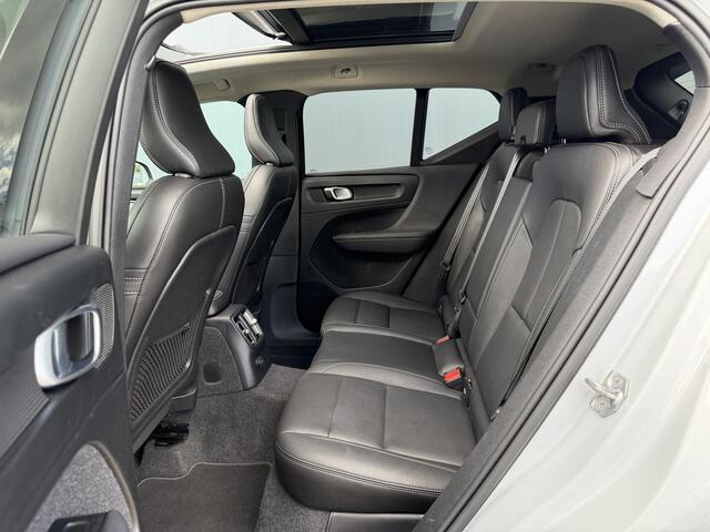 Volvo XC40 BWJ 2021 | T4 211PK Recharge Inscription | TREKHAAK | PANO DAK | LEER | STANDKACHEL | CLIMA | NAVI | CRUISE | 19'' LMV | PDC 2X