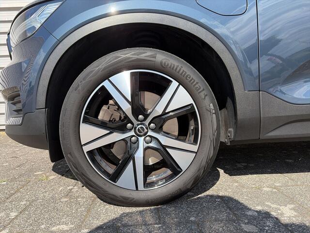 Volvo XC40 1.5 T4 Recharge R-Design / Achteruitrijcamera / Stoel- en stuurverwarming / inklapbare trekhaak /