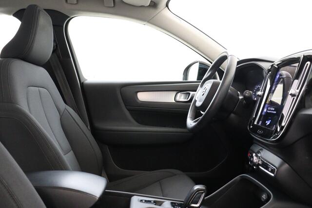 Volvo XC40 T4 RECHARGE INSCRIPTION EXPRESSION -PANO.DAK|CAMERA|ELEK.ACHTERKLEP|CARPLAY|18"|SoH:92%
