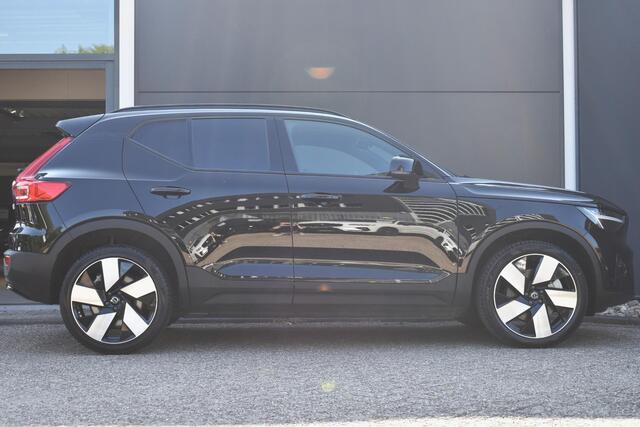 Volvo XC40 Recharge Core | Comfortstoelen | Stoelverwarming | Stuurwielverwarming | Draadloze telefoonlader | Adaptive Cruise Control | Parkeersensoren voor + achter | Parkeercamera |