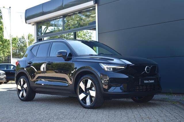 Volvo XC40 Recharge Core | Comfortstoelen | Stoelverwarming | Stuurwielverwarming | Draadloze telefoonlader | Adaptive Cruise Control | Parkeersensoren voor + achter | Parkeercamera |