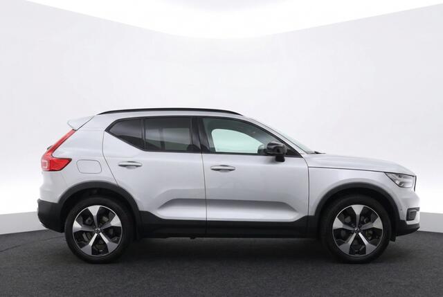 Volvo XC40 2.0 B3 MHEV Ultimate Dark Pano l Harman l 360° l Winterpakket