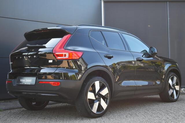 Volvo XC40 Recharge Core | Comfortstoelen | Stoelverwarming | Stuurwielverwarming | Draadloze telefoonlader | Adaptive Cruise Control | Parkeersensoren voor + achter | Parkeercamera |