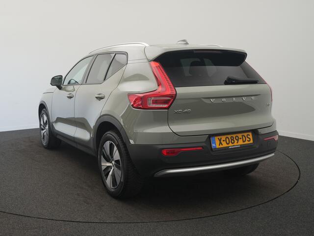Volvo XC40 2.0 B3 Core - RIJKLAARPRIJS - All Seasonbanden - Achteruitrijcamera - Stoel- en Stuurverwarming!
