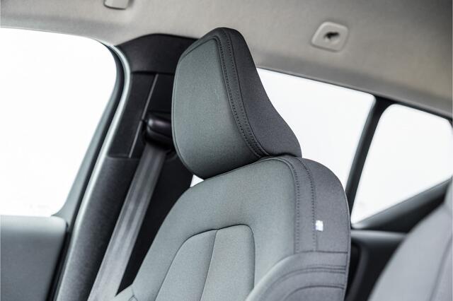 Volvo XC40 1.5 T4 Recharge Inscription Expression Carplay / Android Auto / Climate Control /