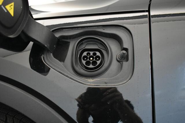 Volvo XC40 1.5 T4 Plug-in hybrid SOH 93% Trekh Carplay Virtual Cockpit All-season
