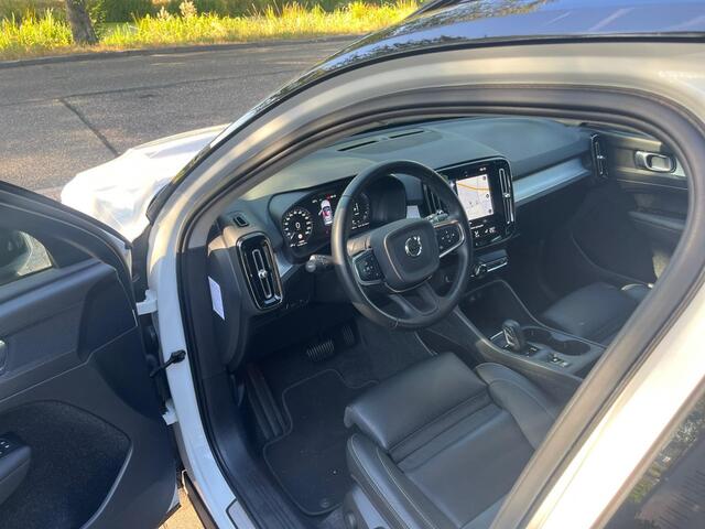 Volvo XC40 T4 Recharge R-Design Expression | Climate Pack | Trekhaak